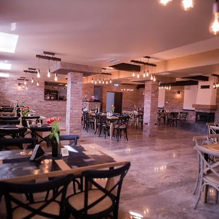 Hotel Martini Restaurant &